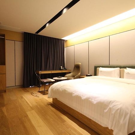 Hotel Eco Stay Csondzsu Kültér fotó