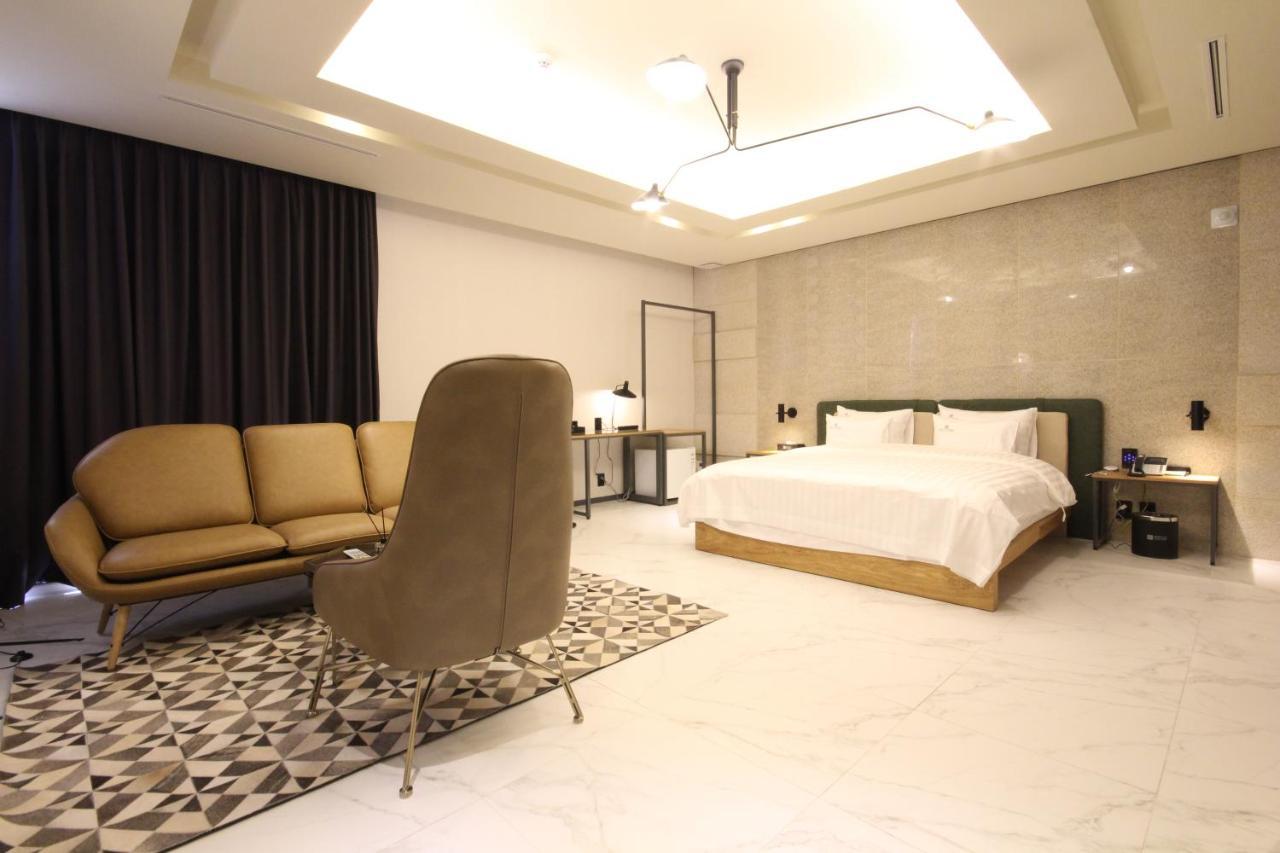Hotel Eco Stay Csondzsu Kültér fotó