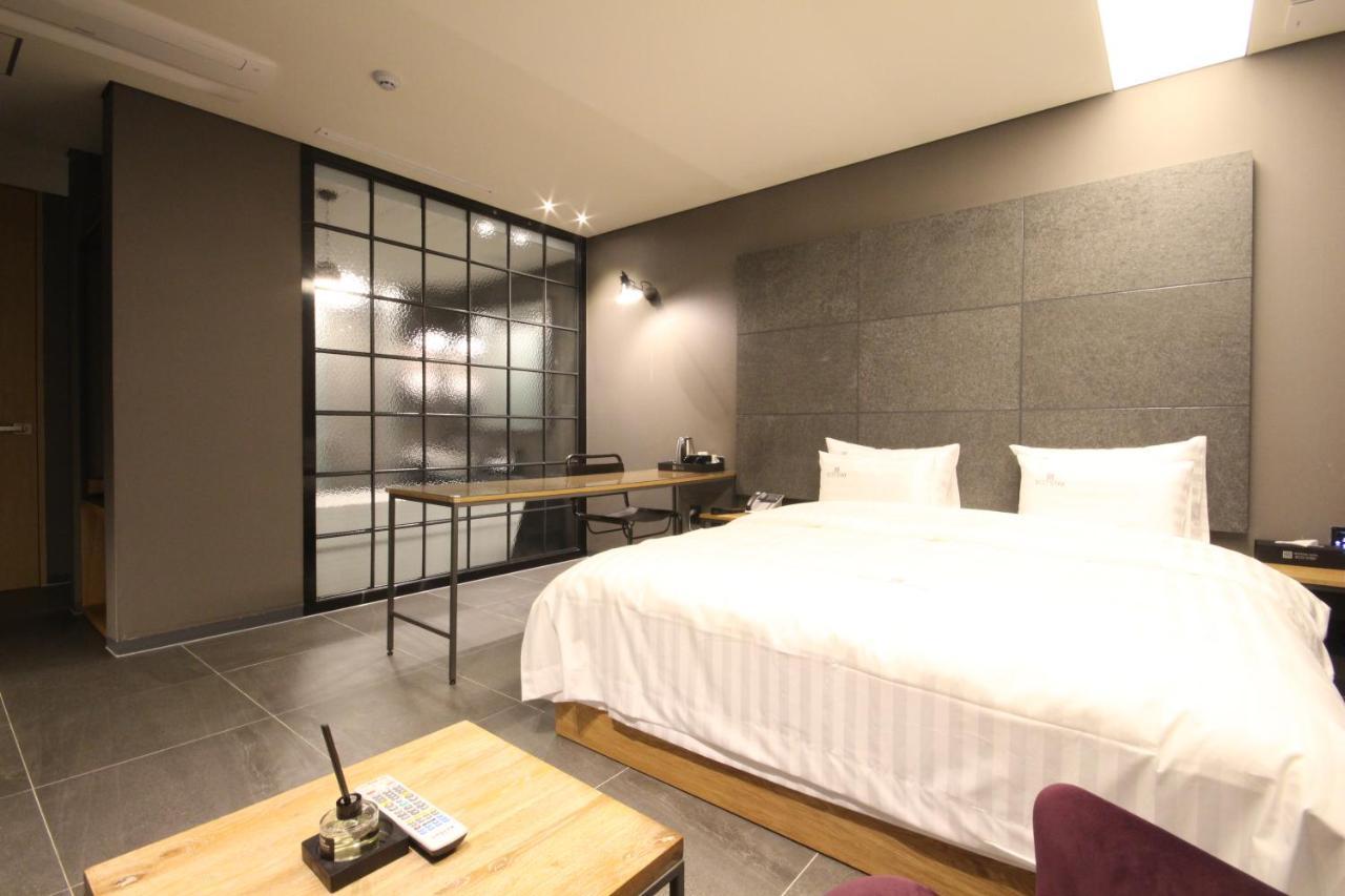 Hotel Eco Stay Csondzsu Kültér fotó