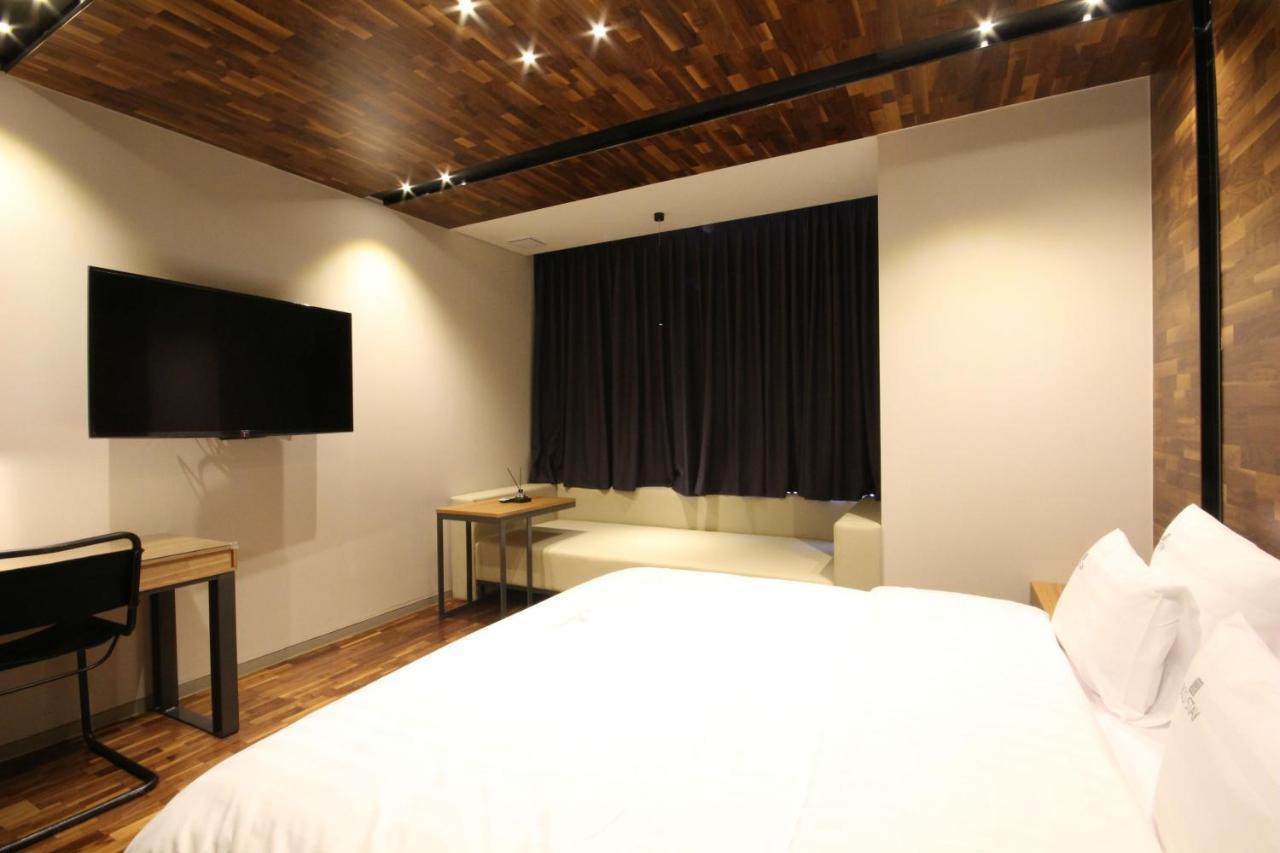 Hotel Eco Stay Csondzsu Kültér fotó