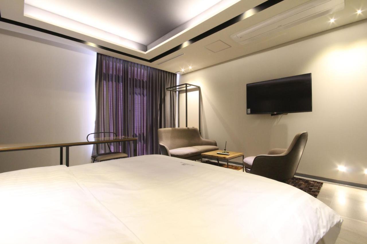Hotel Eco Stay Csondzsu Kültér fotó